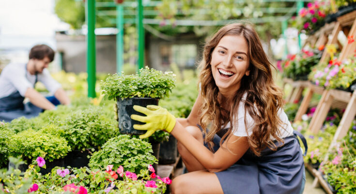 Comment motiver un adolescent à trouver un emploi : 9 idées pour les parents